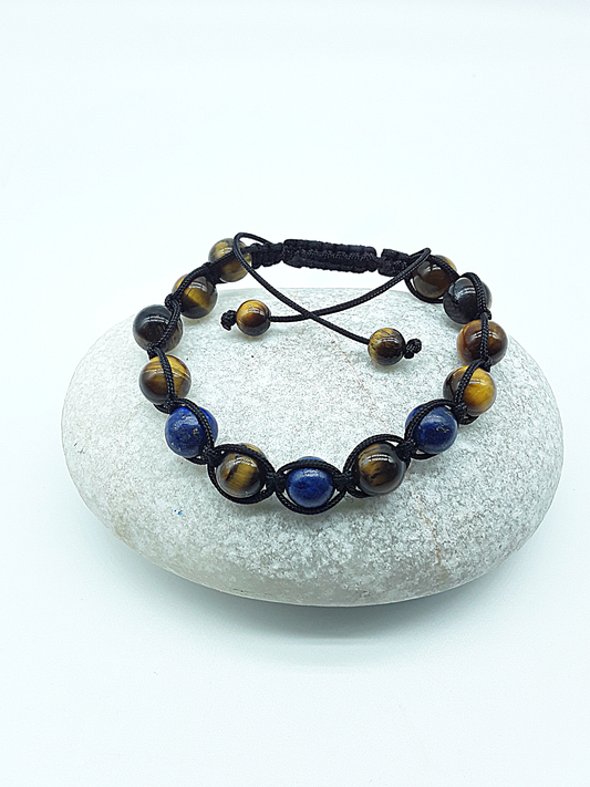 The Seer’s Path Bracelet by Polmadeva – handcrafted bracelet with Lapis Lazuli & Tiger’s Eye (8 mm), adjustable 18–24 cm. A talisman of intuition & grounded vision.