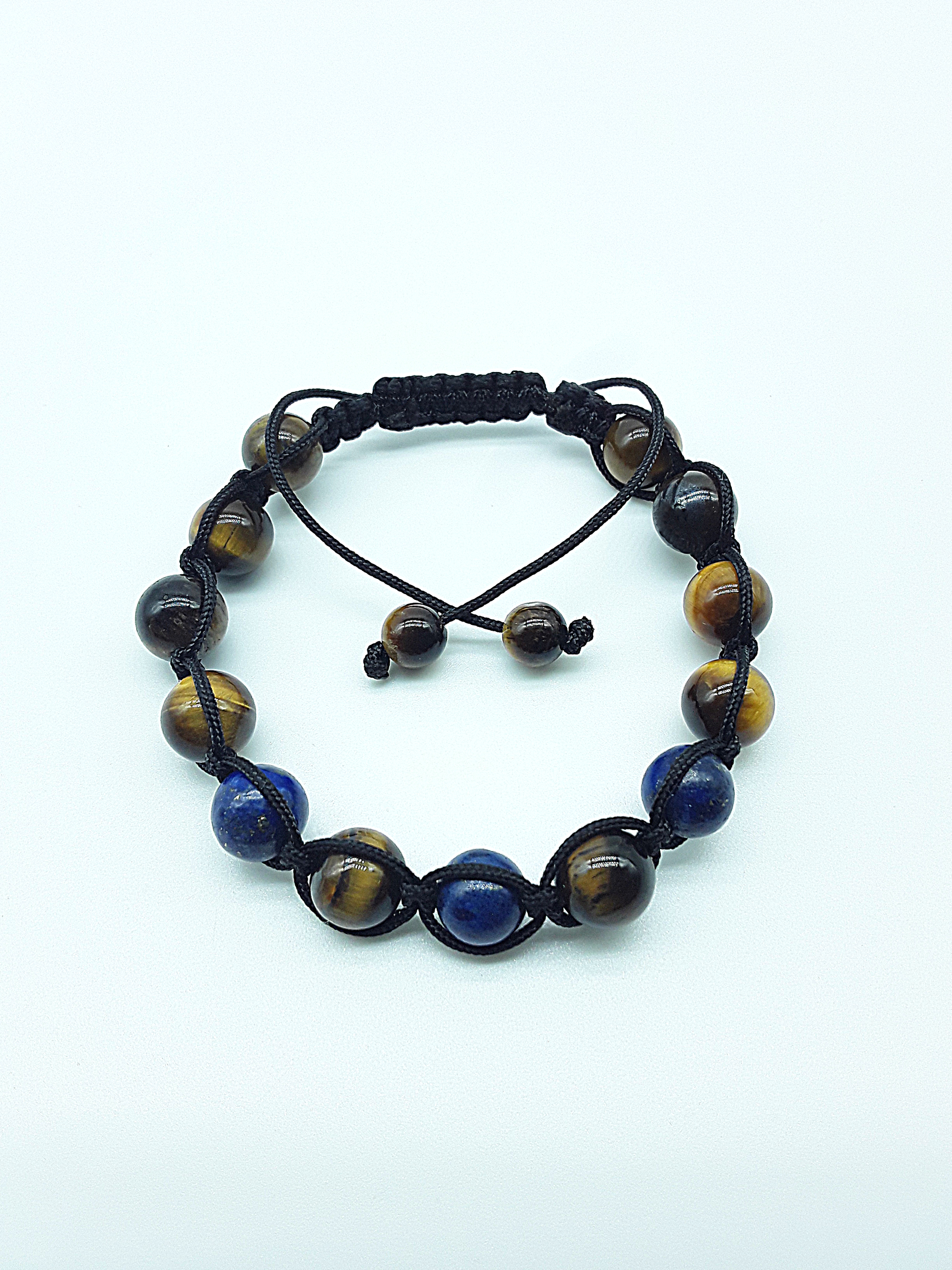The Seer’s Path Bracelet by Polmadeva – handcrafted bracelet with Lapis Lazuli & Tiger’s Eye (8 mm), adjustable 18–24 cm. A talisman of intuition & grounded vision.