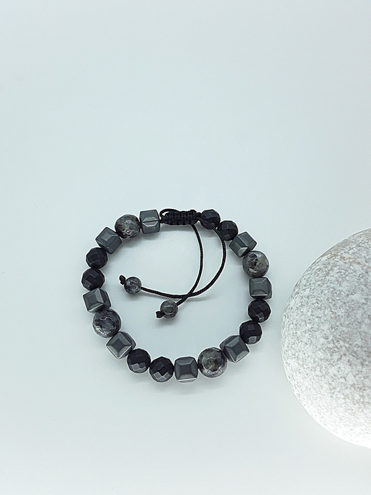 The Renewal Path Bracelet by Polmadeva – hematite, labradorite and black onyx bracelet symbolizing grounding, clarity, and renewal