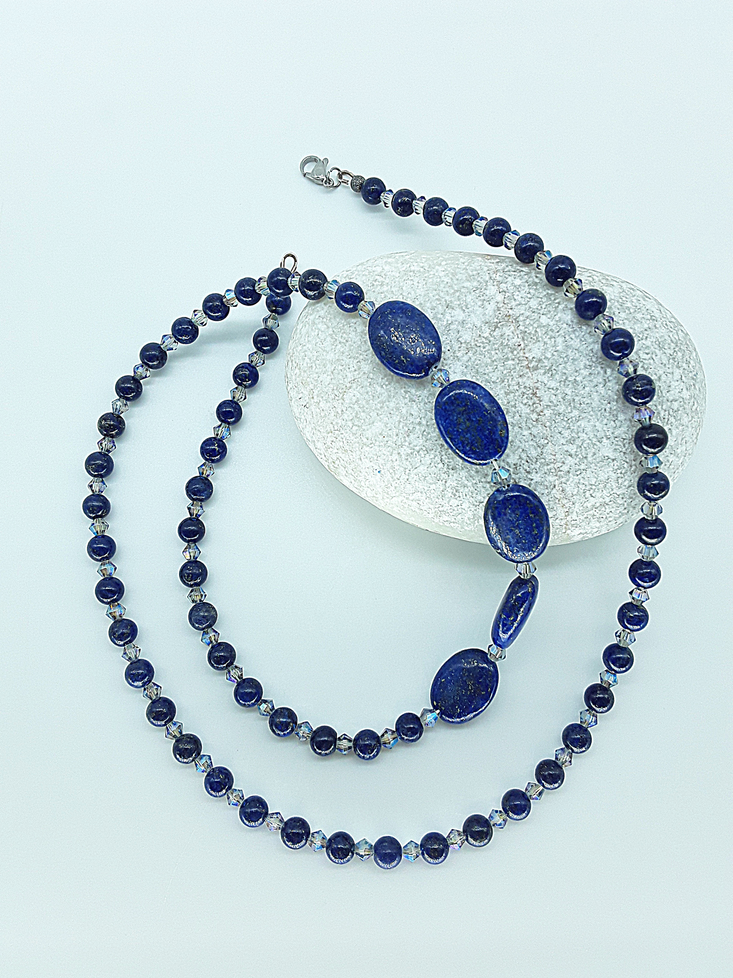 The Oracle’s Path Necklace by Polmadeva – handcrafted with sapphire, hematite & lapis lazuli, 925 silver, 142 cm. A talisman of vision and destiny.