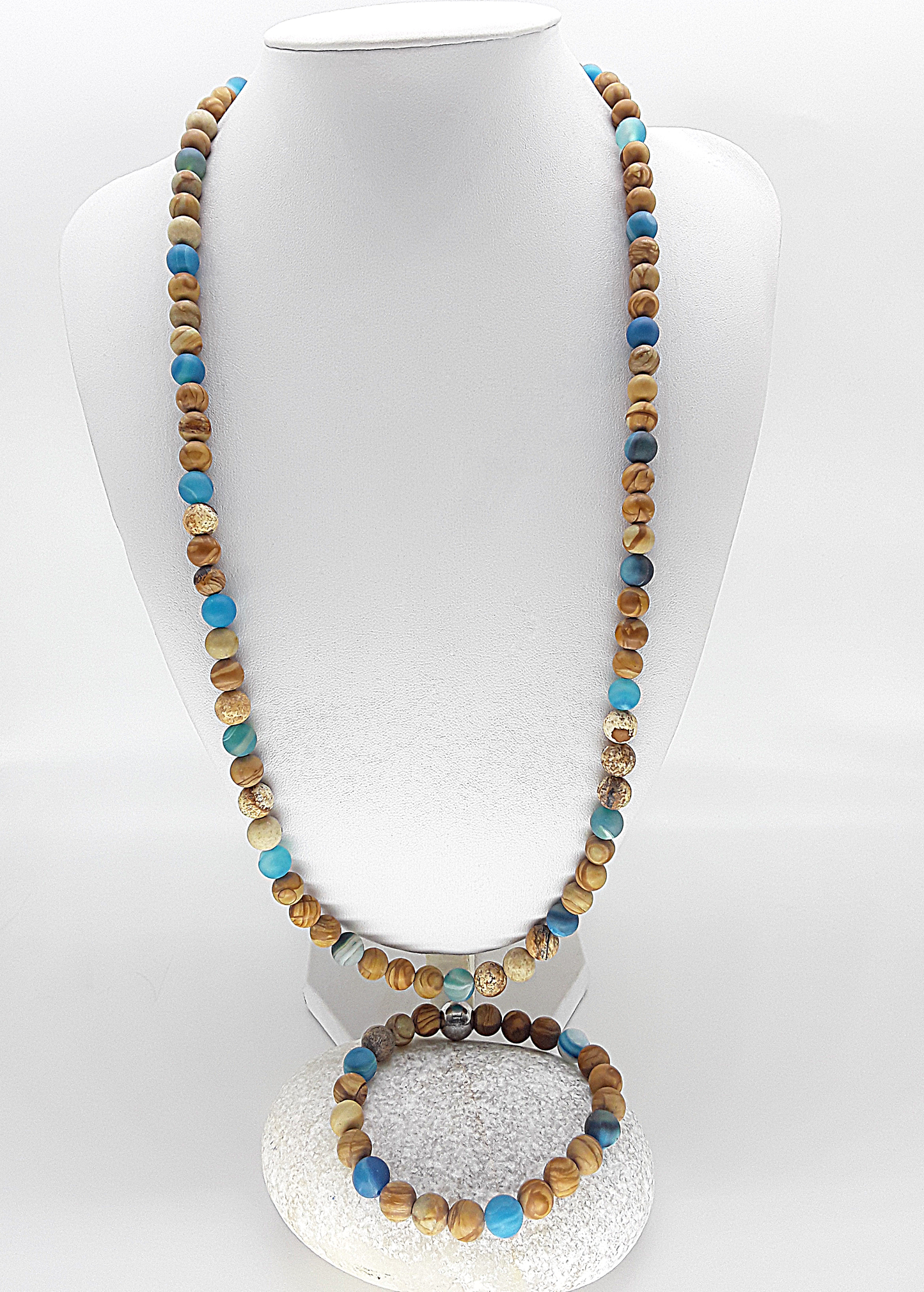 The Earth & Tide Set by Polmadeva – Jasper and Agate jewelry set symbolizing the balance of earth and water, grounding and renewal.