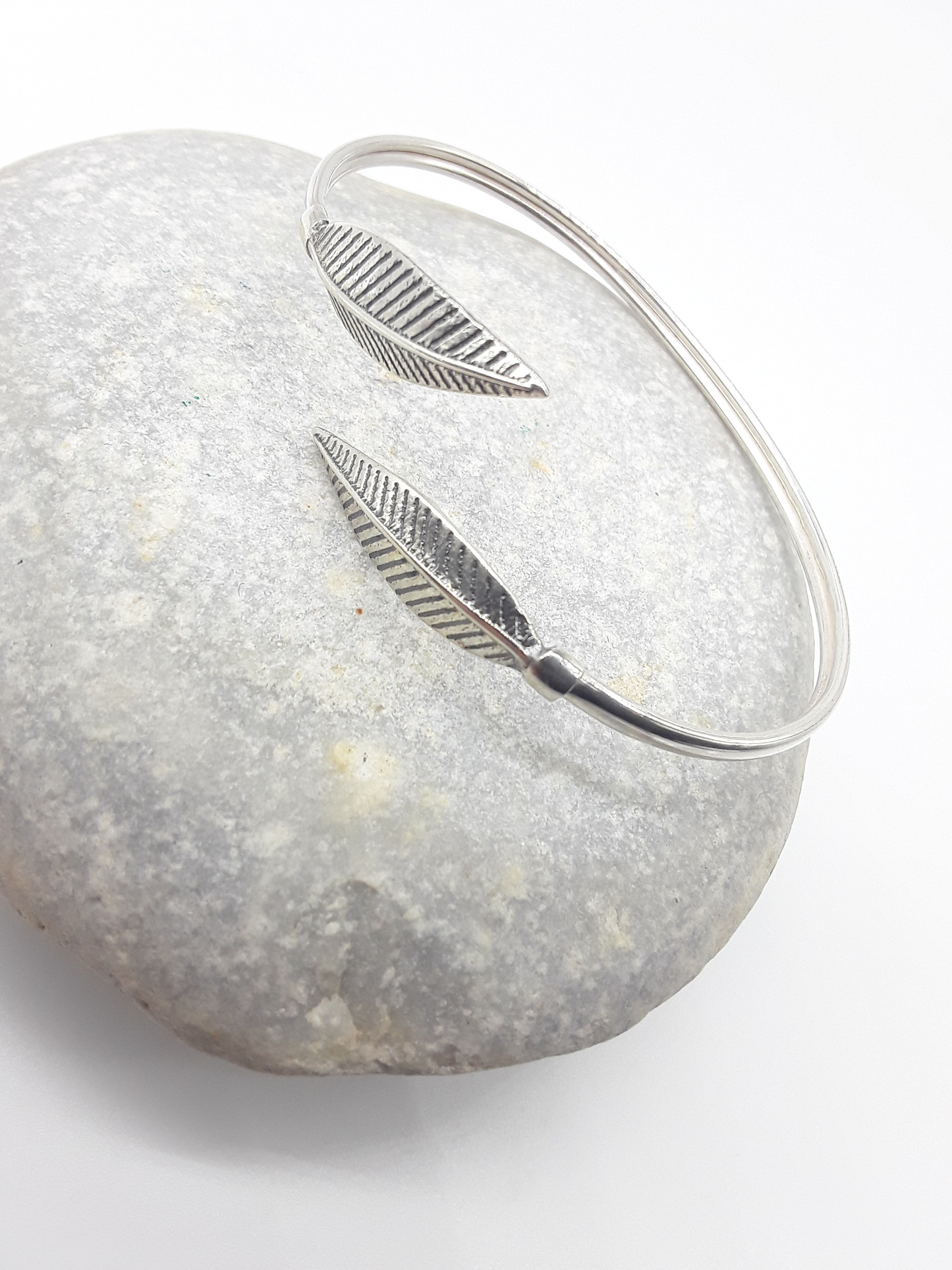 Leaf Form sterling silver cuff bracelet on stone — Polmadeva