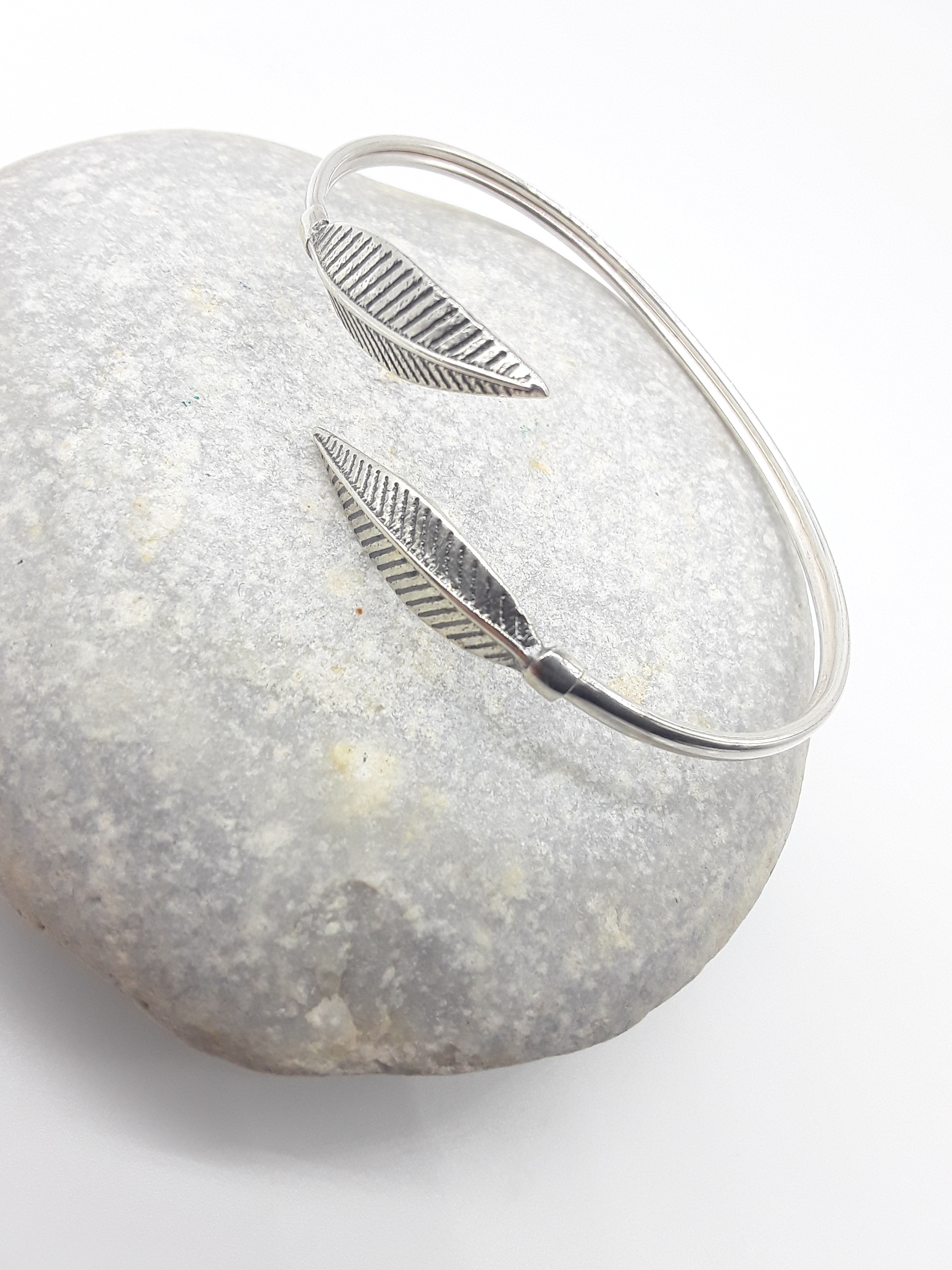 Leaf Form sterling silver cuff bracelet on stone — Polmadeva
