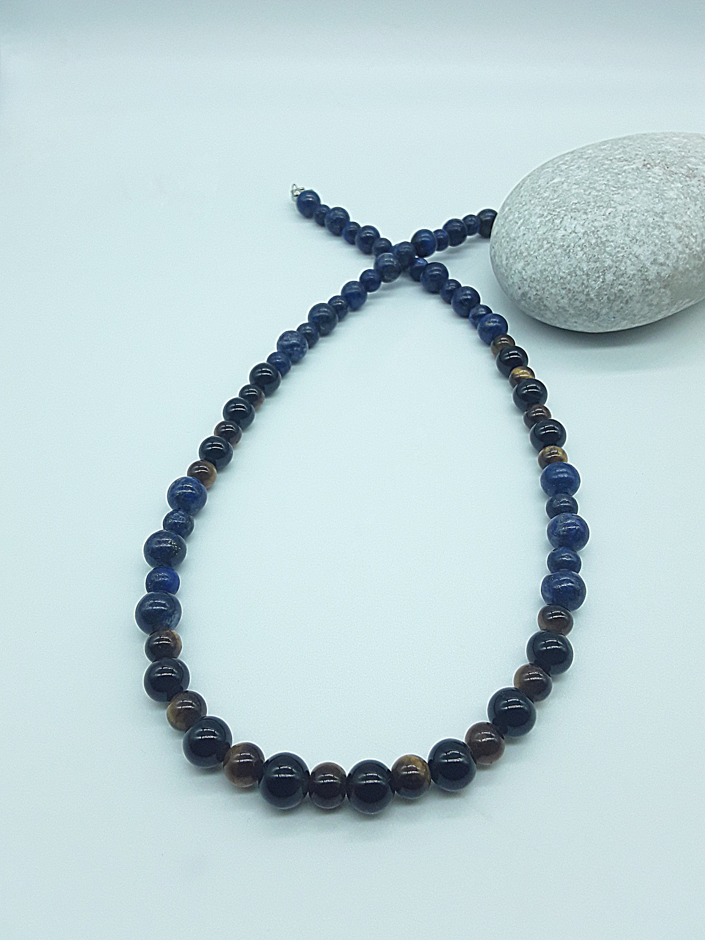 Polmadeva Inner Sight Necklace with lapis lazuli, tiger’s eye and black onyx beads arranged in crossed composition with natural stone, Soul Vision collection